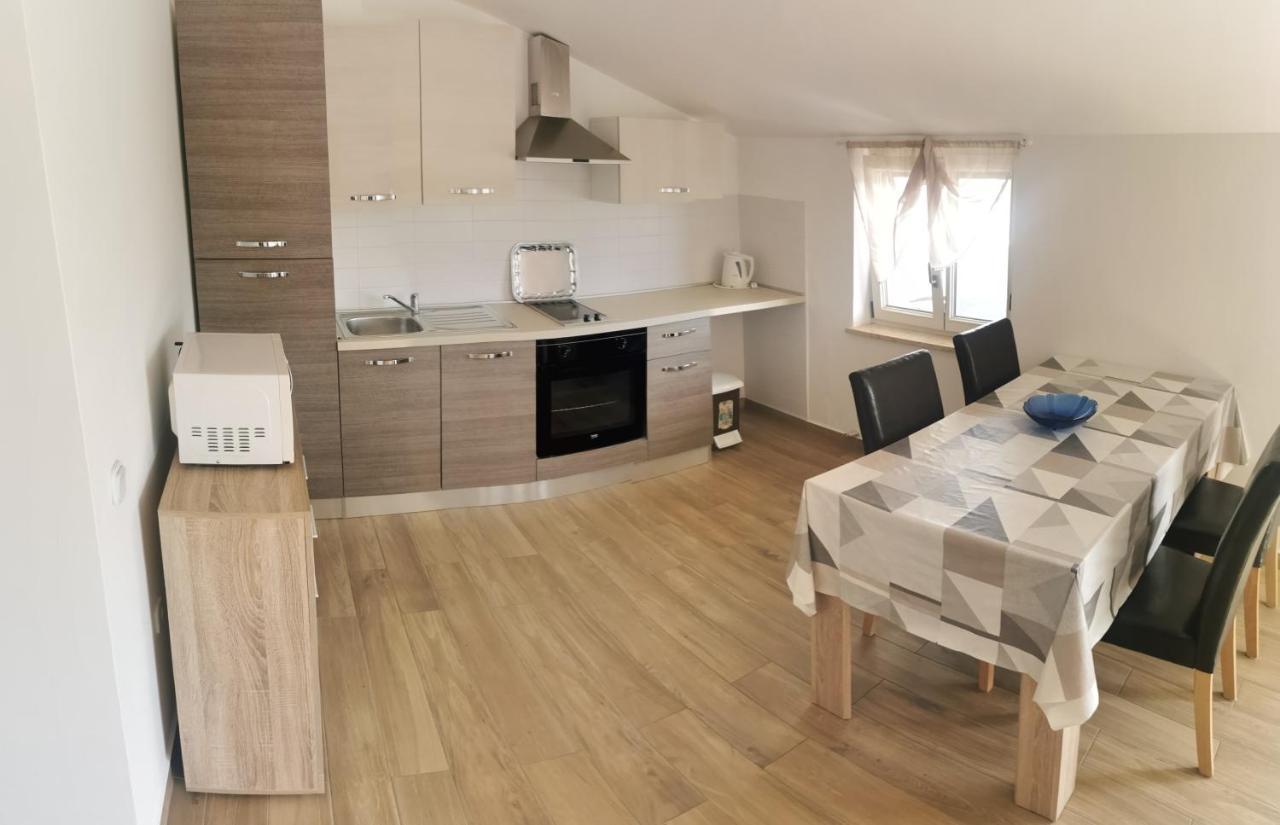 Apartments Slisko Пореч Екстер'єр фото